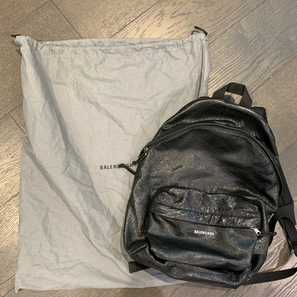 Balenciaga leather backpack, like new - Picture 2 of 9